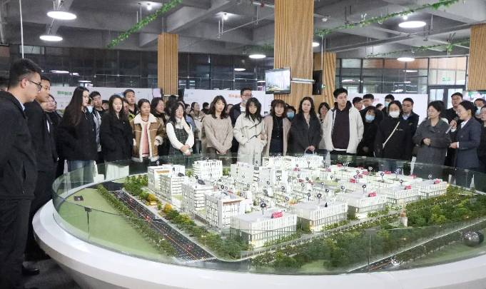 ScreenShot_2025-10-27_110322_851